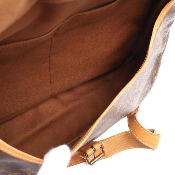 LOUIS VUITTON Brown Monogram Leather Shoulder Bag - Picture 6 of 13